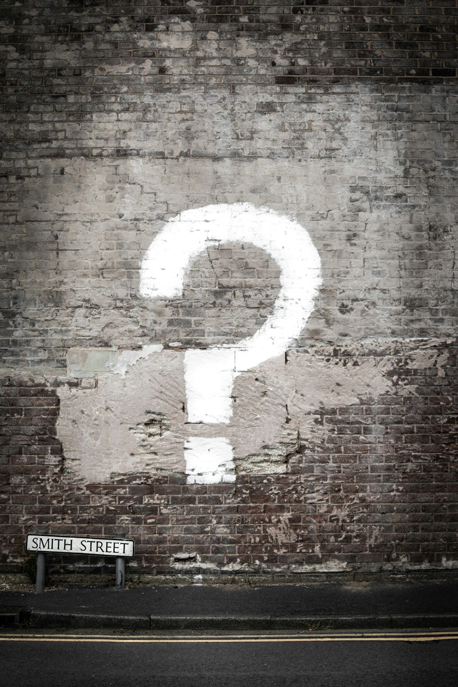 10 Questions to Ask Before Choosing a Sales Prospecting Tool in 2025