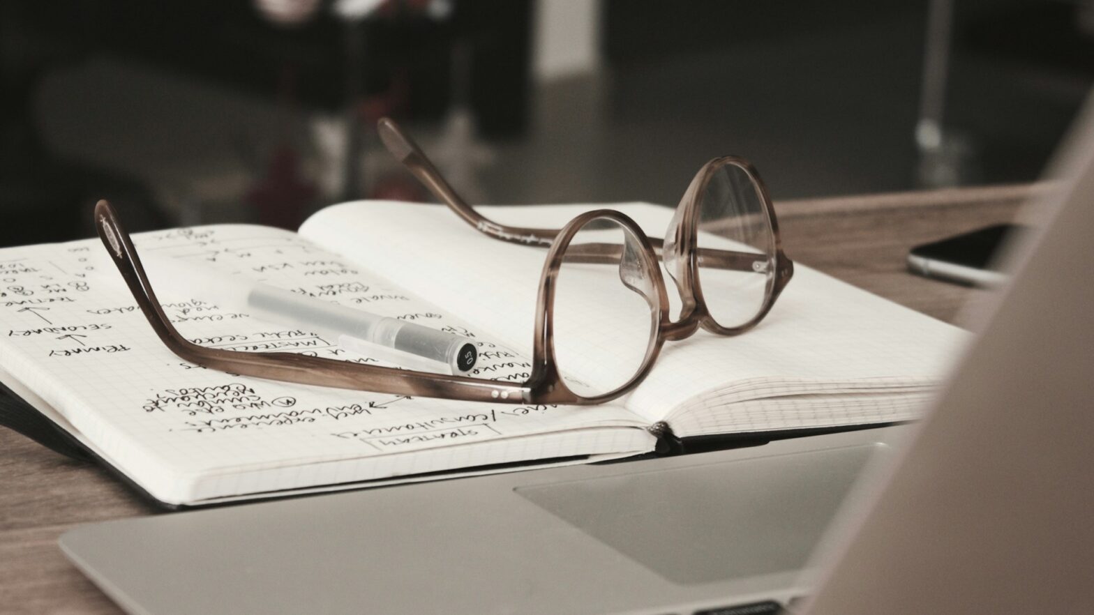 Why Sales Teams Waste So Much Time on Research